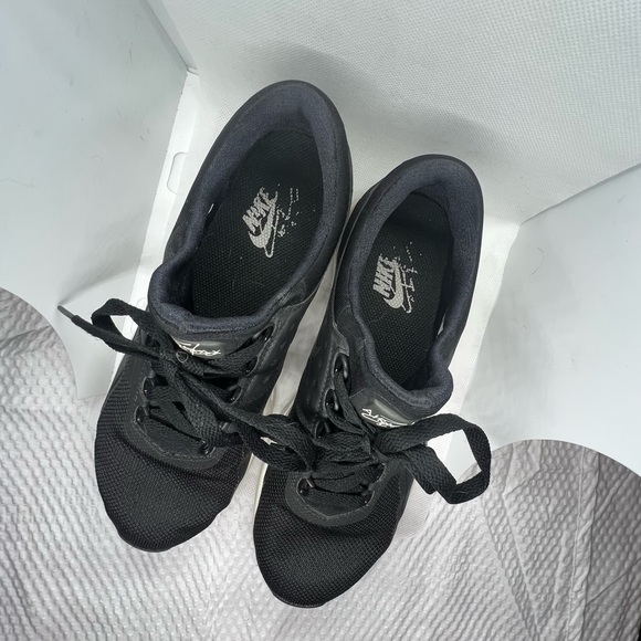 NIKE AIR MAX ZERO Style 857661-002 Colorway BLACK/BLACK-SAIL sz 7 - Picture 7 of 9